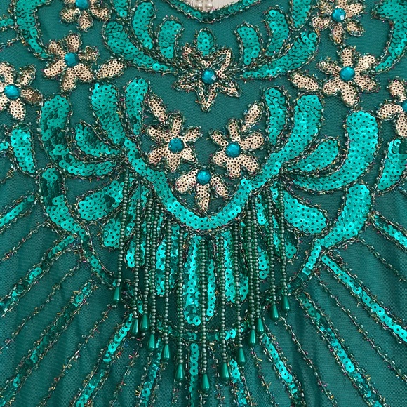 1920s flapper dress! Never wore. Comes with the string of pearls - Picture 3 of 5